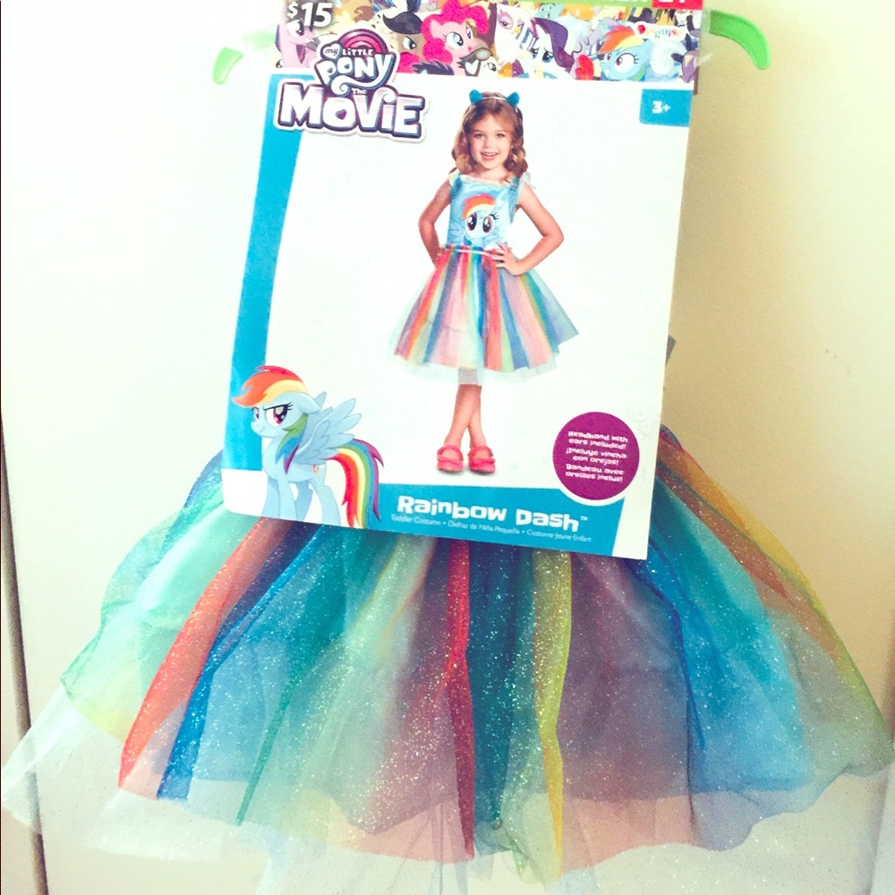 Rainbow Dash costume